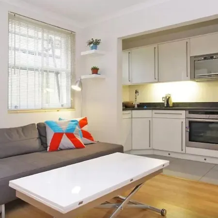 Stylish 1 Bedroom Flat In Notting Hill
